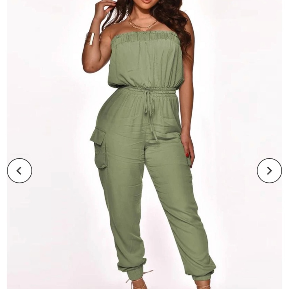 Chic Boutique Rose Bandeau Frill Hem Top & Drawstring Jumpsuit in Green